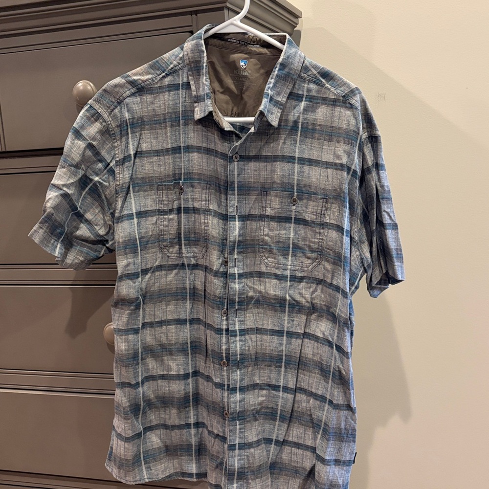 Blue and Gray Plaid Short Sleeve Shirt